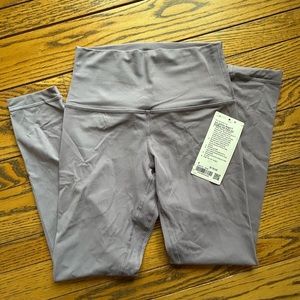 Lululemon Size 6 light purple ribbed leggings NWT